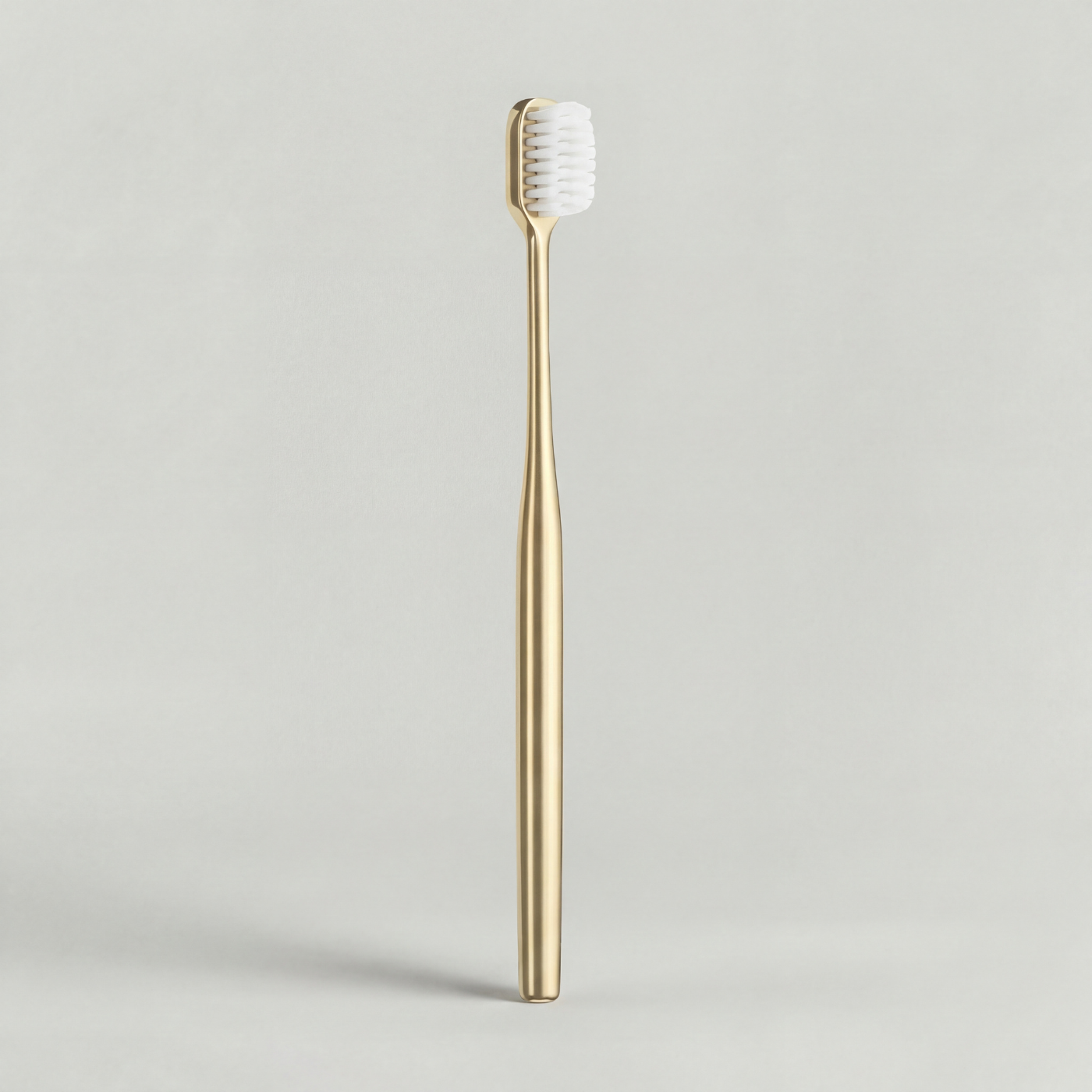 מברשת שיניים מצופה זהב 24 קארט