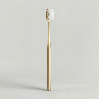 מברשת שיניים מצופה זהב 24 קארט